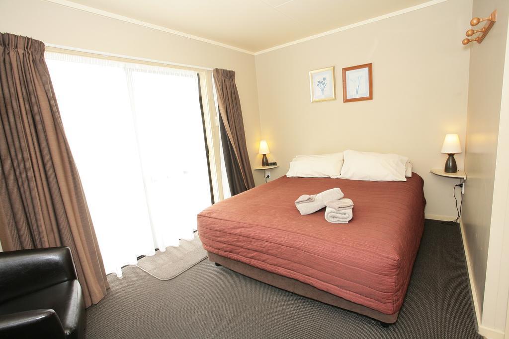 Oamaru Top 10 Holiday Park Extérieur photo