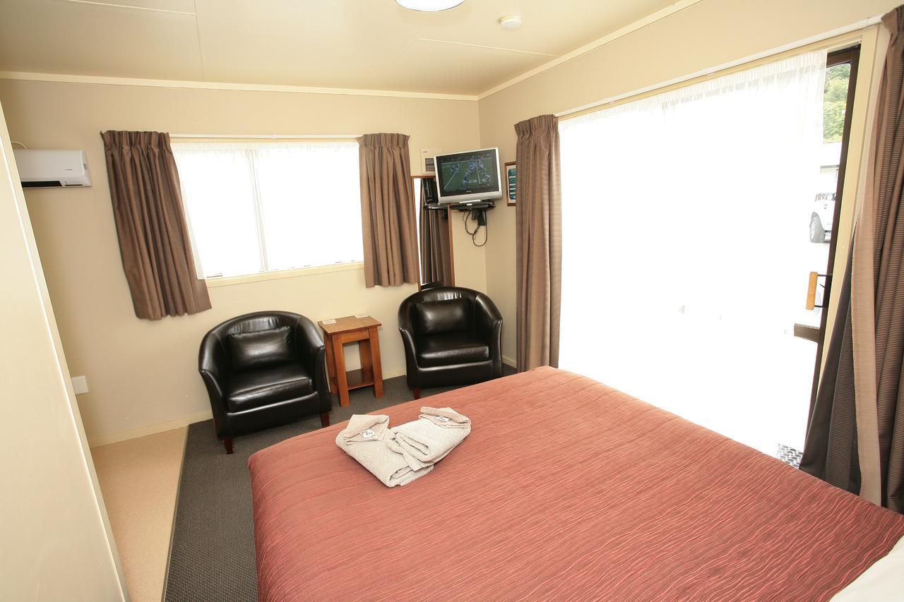 Oamaru Top 10 Holiday Park Extérieur photo